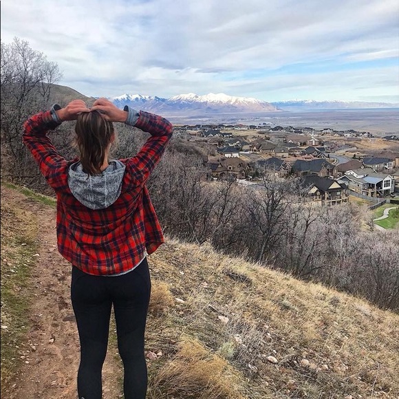 Meet your Posher, Katie - Picture 1 of 1